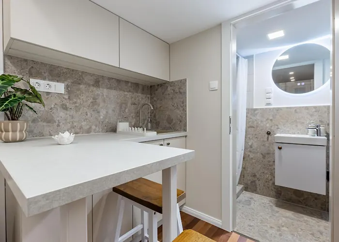 Three Collection Apartman *